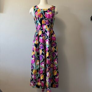 Vintage Suttles  and Seawinds  Floral Maxi Dress Size Small